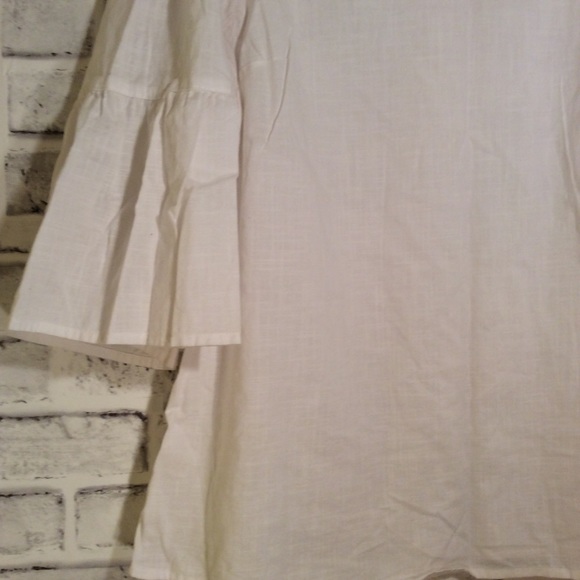 Top - Picture 2 of 3